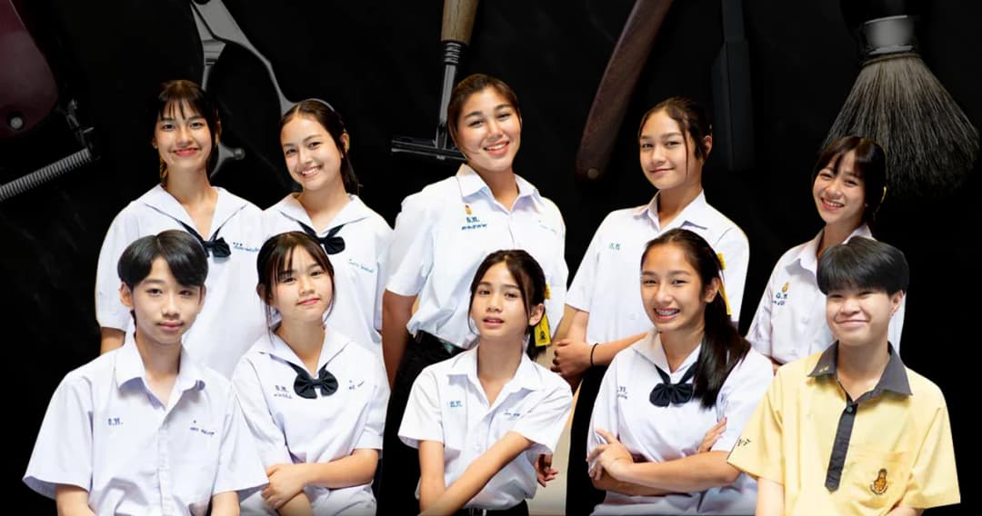 เปิดใจนักเรียนโรงเรียนมัธยมวัดธาตุทอง ‘มีความสุข-เป็นตัวของตัวเอง’ หลังได้ไว้ผมตามเพศวิถี