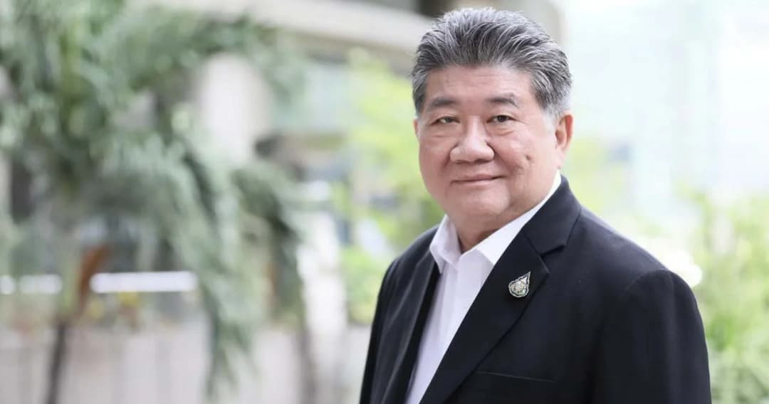 ‘ภูมิธรรม’ ปัดนำรายชื่อ ส.ส.บัญชีรายชื่อ  ‘เพื่อไทย’ พบ ‘ทักษิณ’ ที่ฮ่องกง ยันยังป่วยโรคไตเดินทางไกลไม่ได้ 