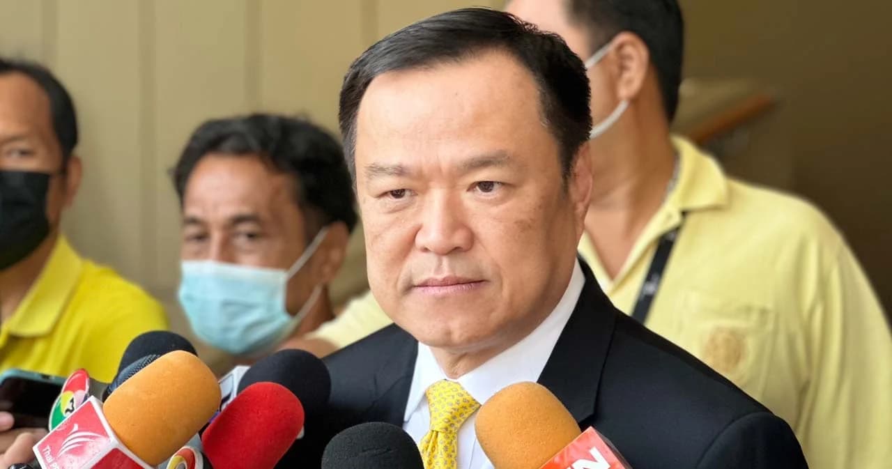 ‘อนุทิน’ เผยความสัมพันธ์ที่ดีกับ ‘ชูวิทย์’ จากนี้ลำบากแล้ว ย้ำไม่เกี่ยวปมบุกบาร์กัญชา