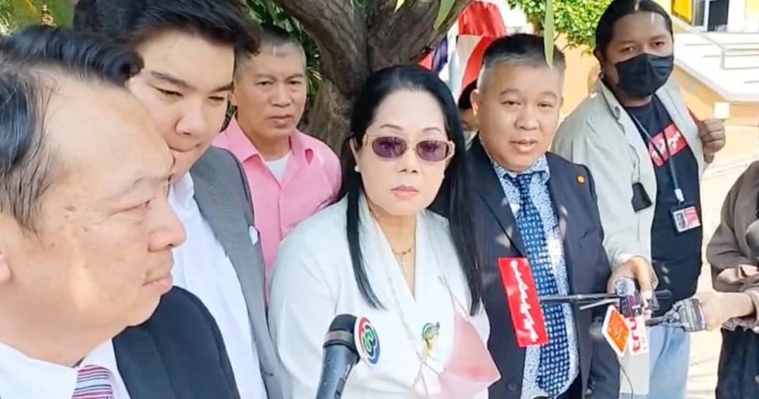 ‘แม่’ เปิดหลักฐานใหม่คดี ‘แตงโม’  ด้าน ‘ปอ -​โรเบิร์ต’ กลับคำให้การรับสารภาพทุกข้อกล่าวหา