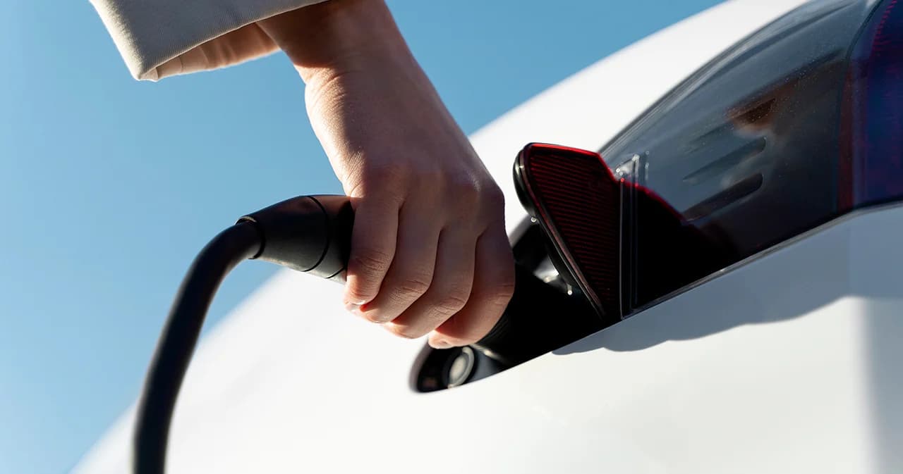 krungsri-auto-to-grow-ev-100-percent