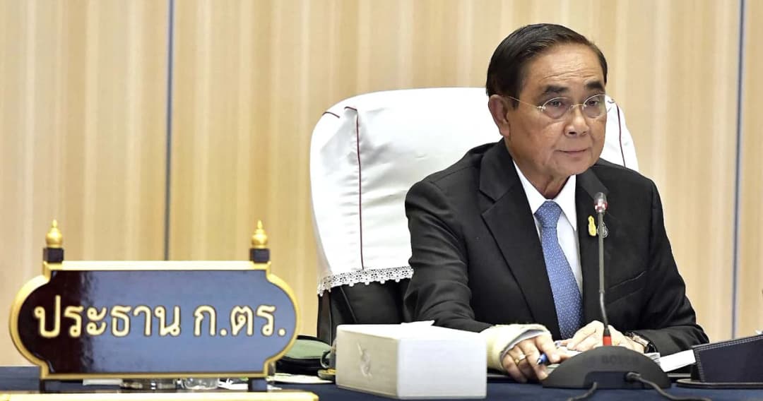 ‘พล.อ.ประยุทธ์’ บอก ฝีมือมนุษย์ขาดสติ-ขาดสามัญสำนึก พ่นกำแพง ‘วัดพระแก้ว’