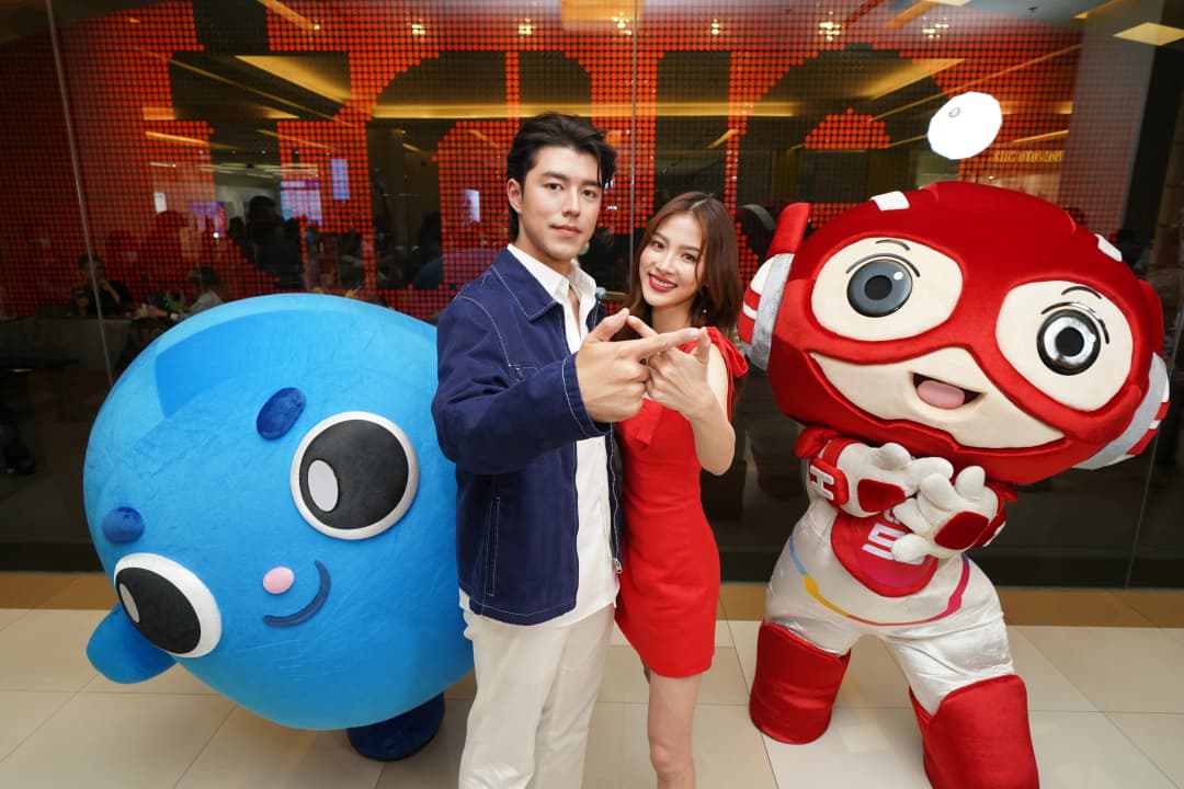 ทรู ดัน นาย-ใบเฟิร์น มาช่วยสะท้อนภาพลักษณ์ ที่อยากให้ลูกค้ารักและประทับใจ