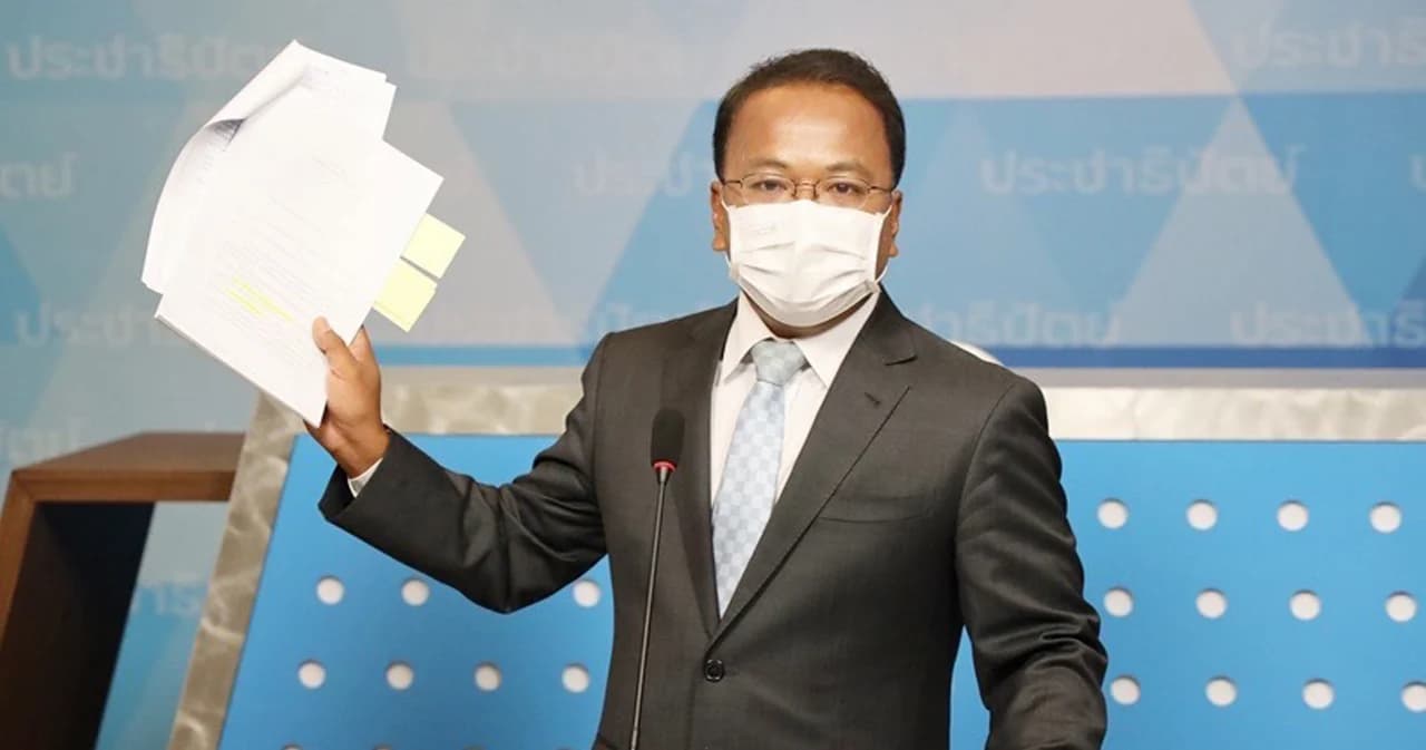 เลือกตั้ง 66 ‘โฆษกประชาธิปัตย์’ ปฏิเสธข่าวส่งคนเจรจาร่วมรัฐบาล ‘ก้าวไกล’ ยันต้านแก้ไข-ยกเลิก ม.112