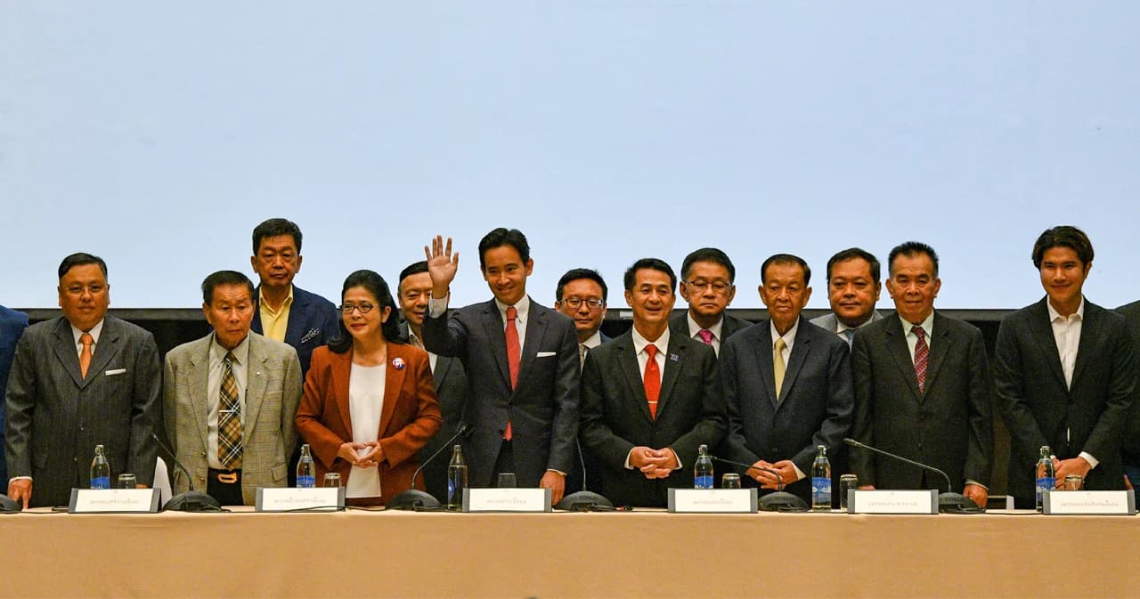 เลือกตั้ง 66 ‘ก้าวไกล’ เผย เลื่อนประชุม 8 พรรคร่วมจัดตั้งรัฐบาล เป็นวันที่ 2 ก.ค.นี้