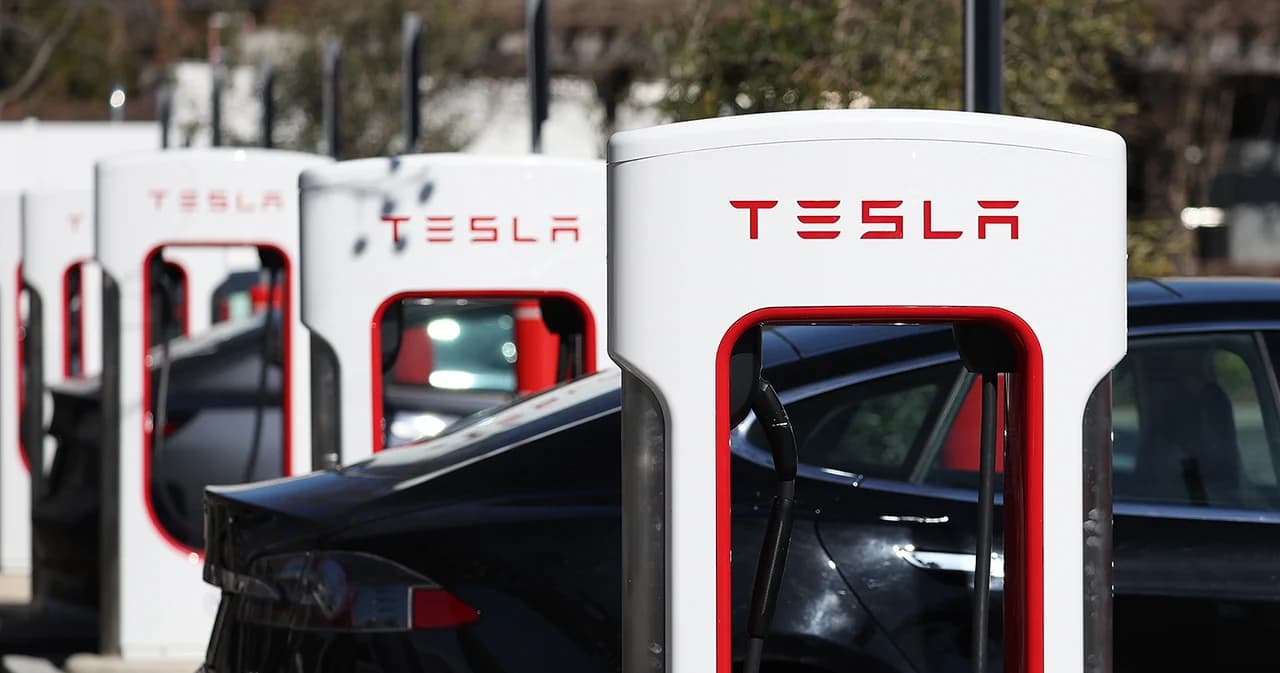 tesla-q2-2023-deliveries-reach-460000-units-pushing-stock-price-up-7-percent