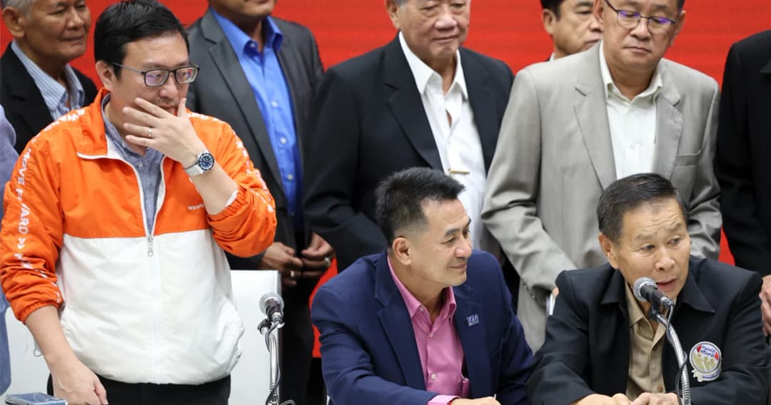 ‘เสรีพิศุทธ์’ เรียกร้องให้ ‘เสียสละ’ เพื่อประชาธิปไตยไปได้