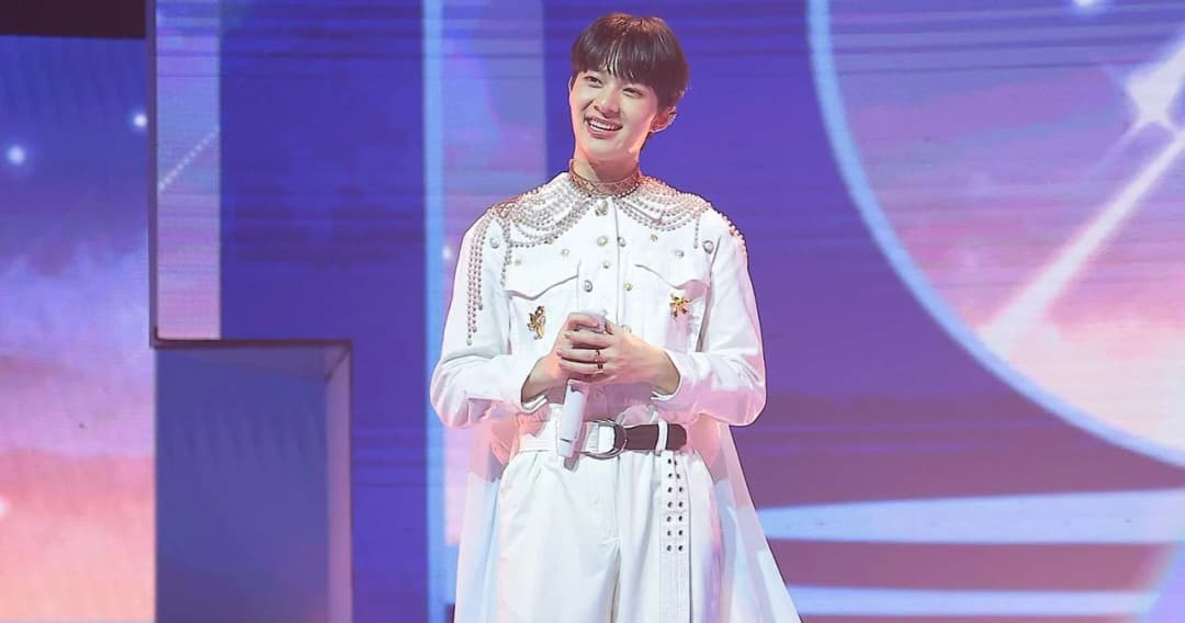 ‘NUNEW’ โชว์พลังเสียงสุดหวานผ่านเพลง ‘หมอนอิง’ บนเวที T-Pop Stage Show