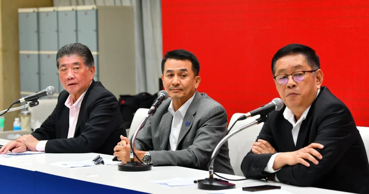 เปิดแถลงการณ์ เพื่อไทยยกเลิก MOU 8 พรรคร่วม จำเป็นต้องแยกตั้งรัฐบาลโดยไม่มีก้าวไกล