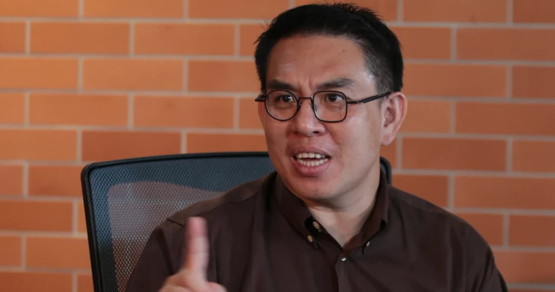 ‘วิโรจน์’ ซัด ‘รัฐบาลรักษาการ’ ลักไก่-วางยา เปลี่ยนเกณฑ์ ‘เบี้ยผู้สูงอายุ’