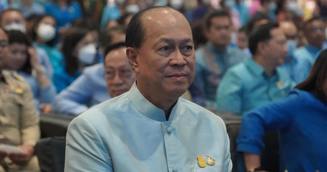 รมว.มหาดไทย แจง ‘เบี้ยผู้สูงอายุ’ ยังเหมือนเดิม ถ้า ‘คกก.ผู้สูงอายุ’ ยังไม่เปลี่ยนระเบียบ