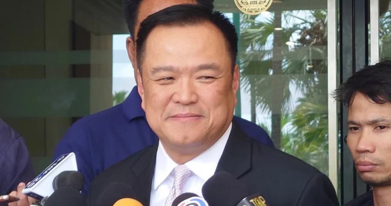 ‘อนุทิน’ หนุนแบ่งกระทรวงให้จบ ก่อนโหวตนายกฯ อย่าใส่ใจกระแสห้ามนั่งกระทรวงเดิม