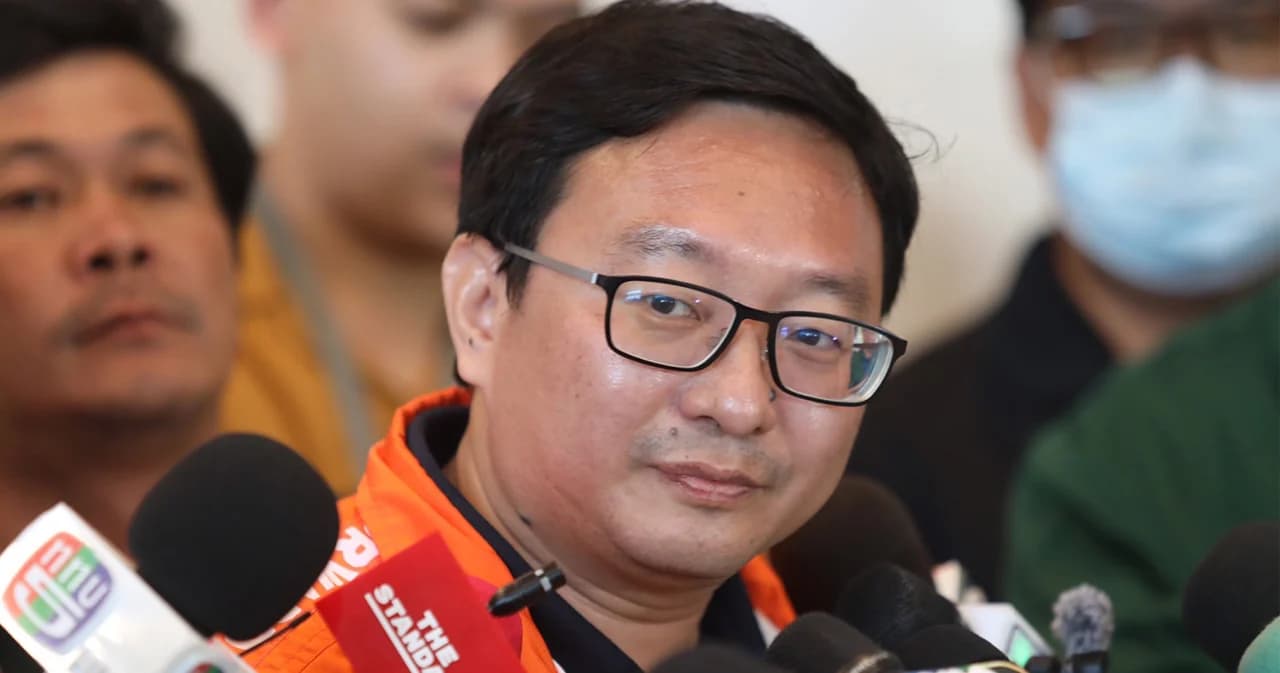 ‘ก้าวไกล’ มีมติไม่โหวตให้แคนดิเดตนายกฯ ‘เพื่อไทย’ เหตุเป็นรัฐบาลผสมพันธุ์ข้ามขั้ว