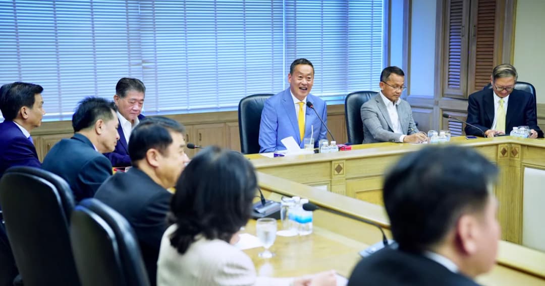 “…เราถูกเลือกเข้ามาเพื่อให้ทำให้ได้” นายกฯ ‘เศรษฐา’ ติว 16 รัฐมนตรีเพื่อไทย