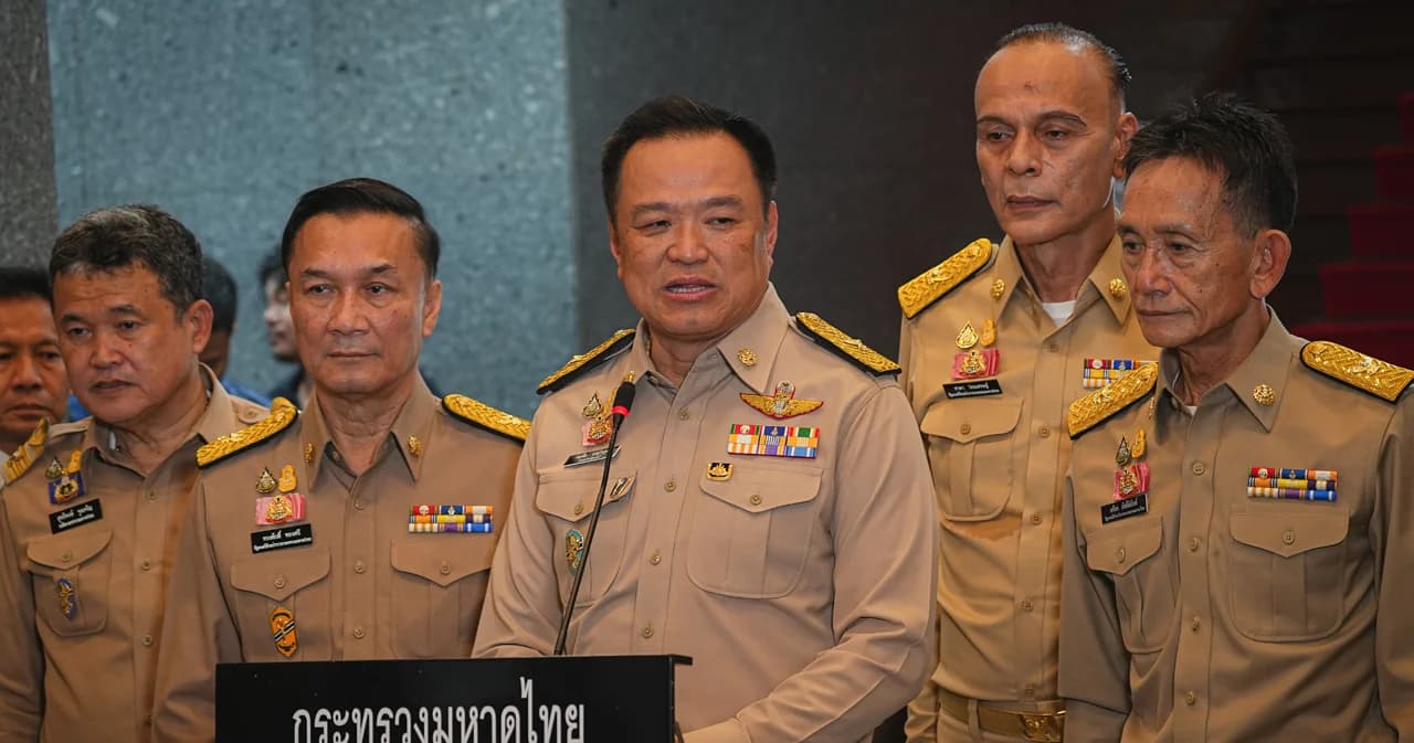 ‘อนุทิน’ เข้ากระทรวงมหาดไทยวันแรก พร้อมเผยสไตล์การทำงานของตัวเอง