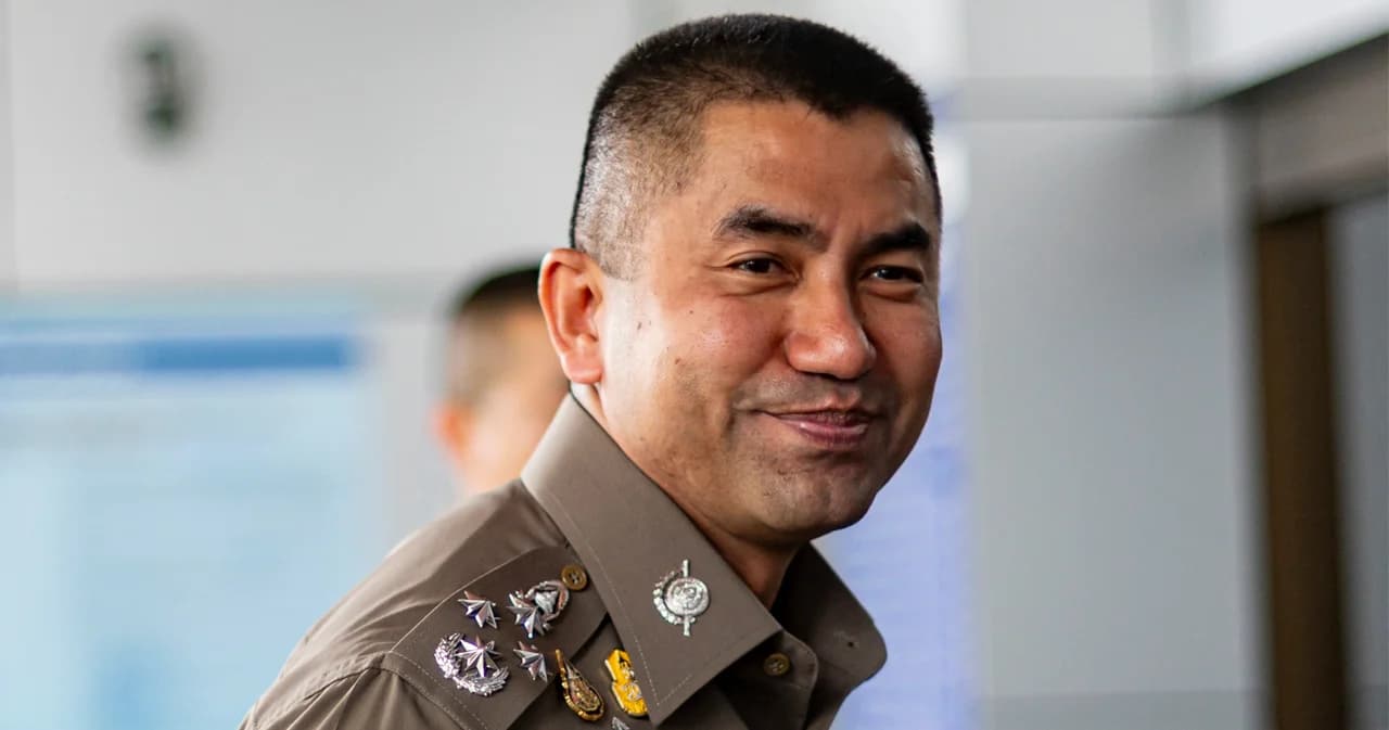 ‘พล.ต.อ.สุรเชษฐ์ หักพาล’ เส้นทางสีกากีที่รุ่งสุดขีดแต่ก็ไม่ได้โรยด้วยกลีบกุหลาบ