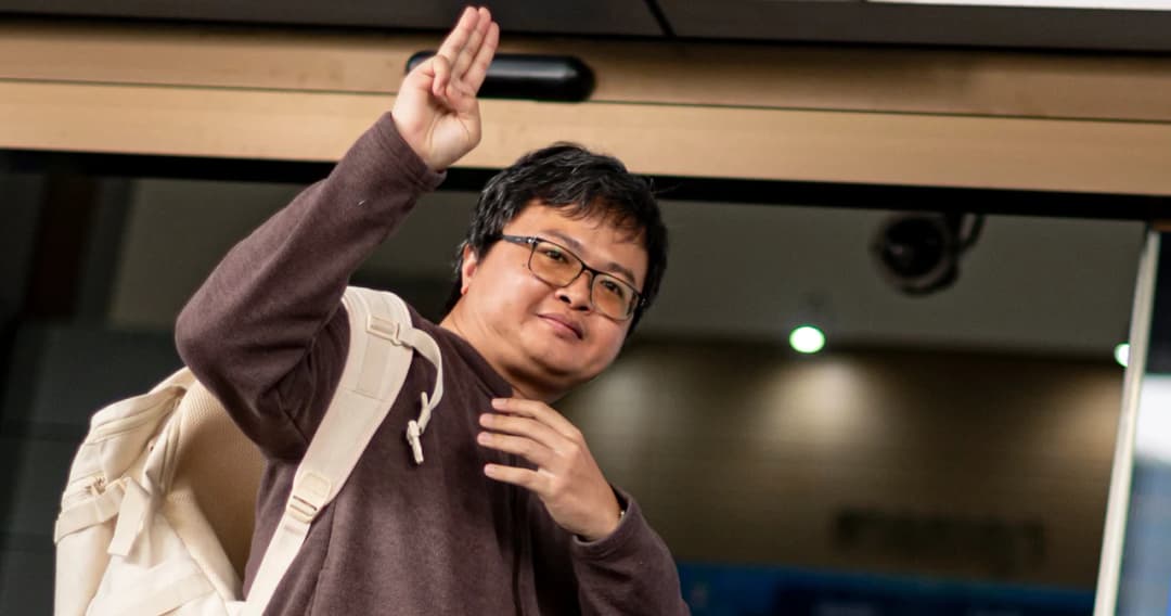 ศาลพิพากษา จำคุก 4 ปีไม่รอลงอาญา ‘อานนท์ นำภา’ คดี 112 ปราศรัย ‘ม็อบ14ตุลา63’