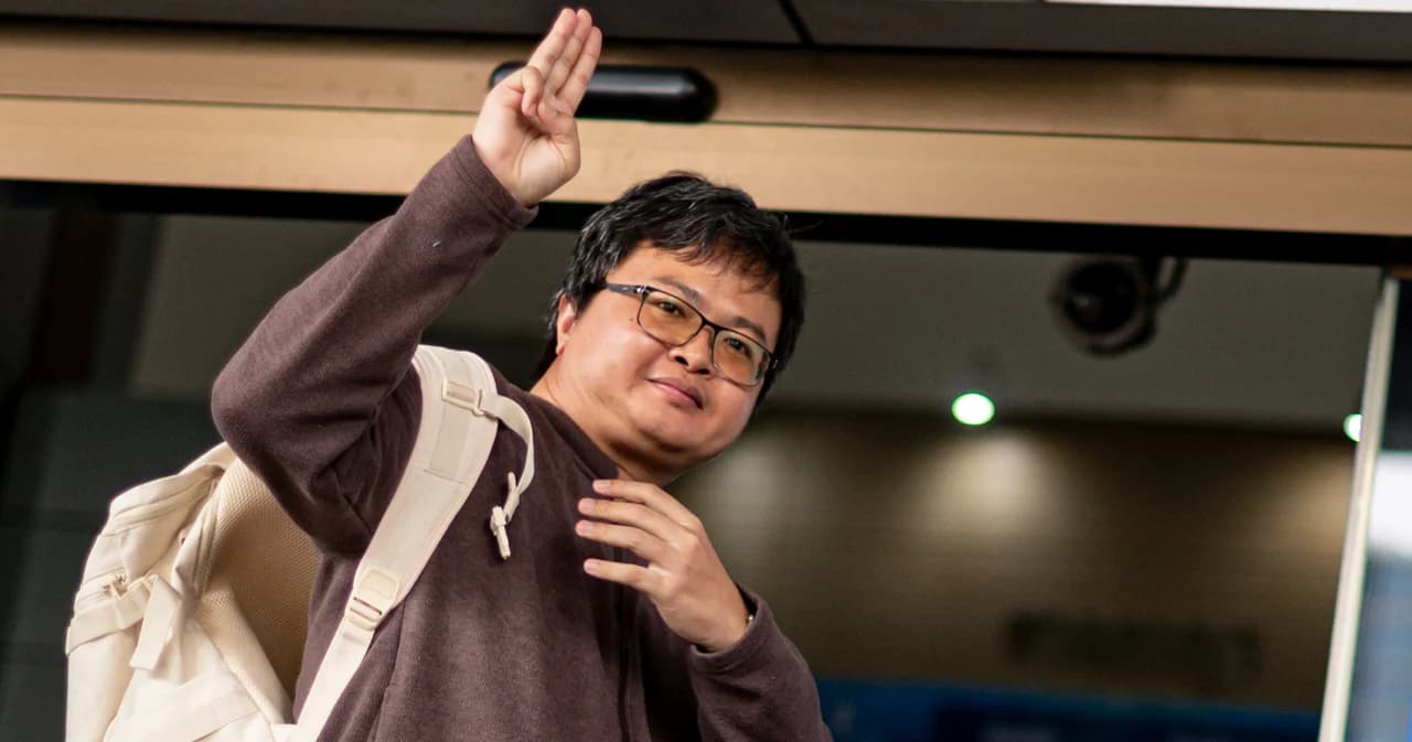 ศาลพิพากษา จำคุก 4 ปีไม่รอลงอาญา ‘อานนท์ นำภา’ คดี 112 ปราศรัย ‘ม็อบ14ตุลา63’