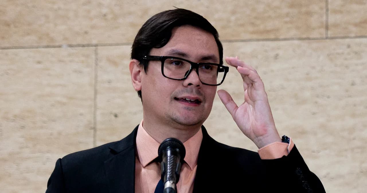 ‘รังสิมันต์’ อัด ‘เศรษฐา’ ไม่มาตอบกระทู้ ปมแต่งตั้ง ผบ.ตร. และทำผิดข้อบังคับสภาฯ