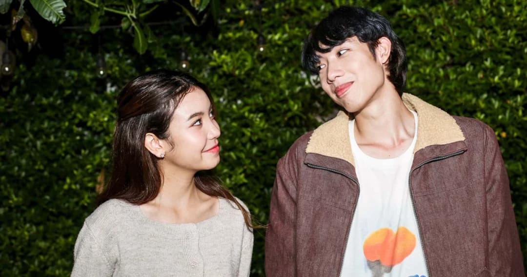 ‘DOM’ ถ่ายทอดเรื่องราวของผู้ชายขี้อายผ่านบทเพลงน่ารักๆ ฟังสบายๆ ในซิงเกิลใหม่ ‘คนขี้อาย’