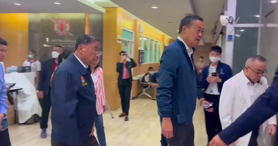นายกฯ เผย ในหลวงทรงรับผู้ป่วยจากเหตุยิงในพารากอน เป็นคนไข้ในพระบรมราชานุเคราะห์