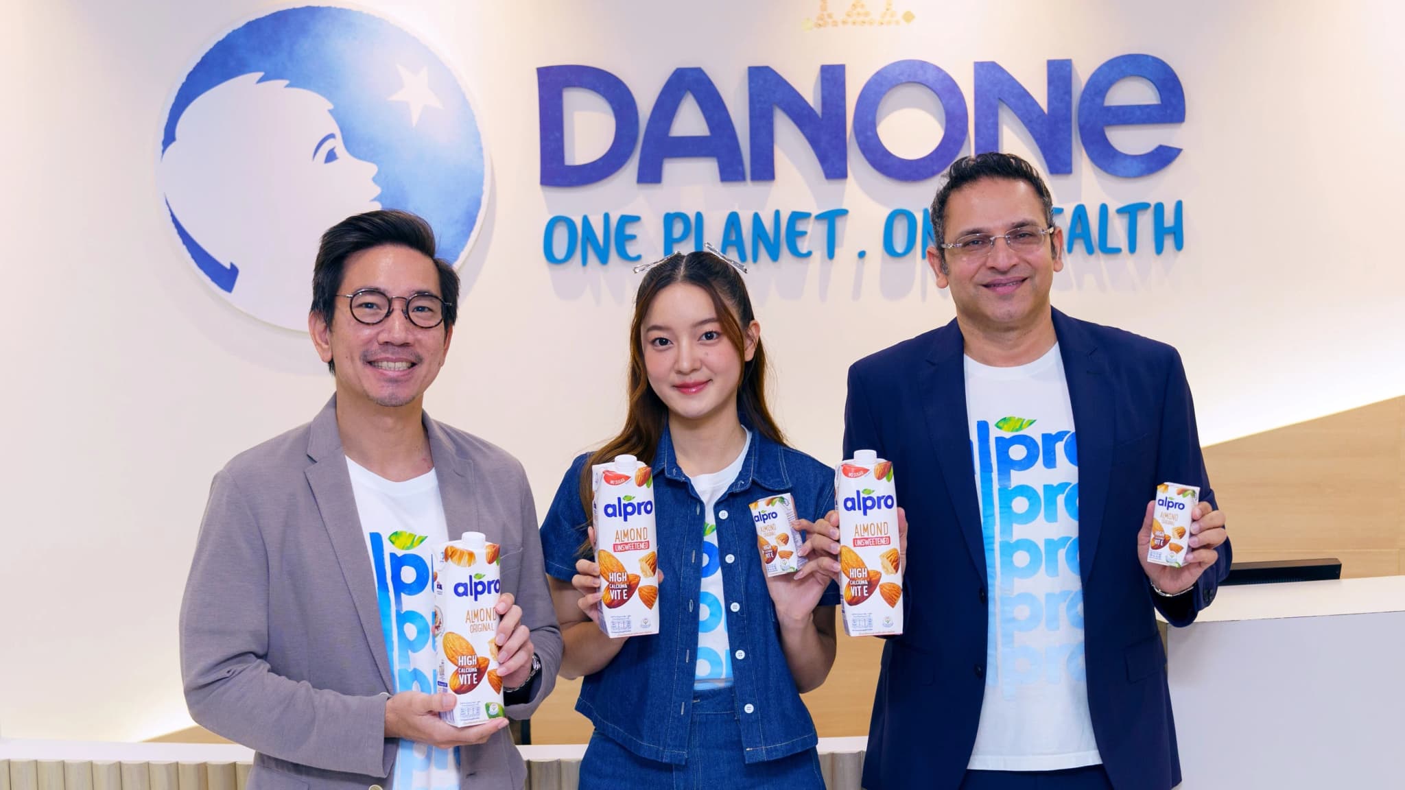 “Alpro” แบรนด์เครื่องดื่มแพลนต์เบสอันดับ 1 ในยุโรป เปิดตัวนมอัลมอนด์ยอดนิยมจากยุโรป ให้คนไทยได้ ลิ้มลอง กับ “Alpro Almond”