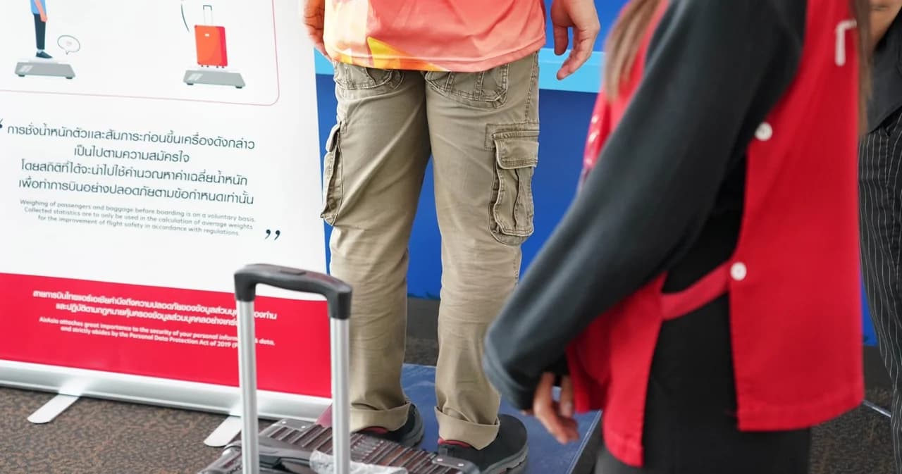 AirAsia สุ่มชั่งน้ำหนัก ‘ผู้โดยสาร-สัมภาระ’ เก็บค่าเฉลี่ยอัปเดตข้อมูลเพิ่มประสิทธิภาพความปลอดภัย