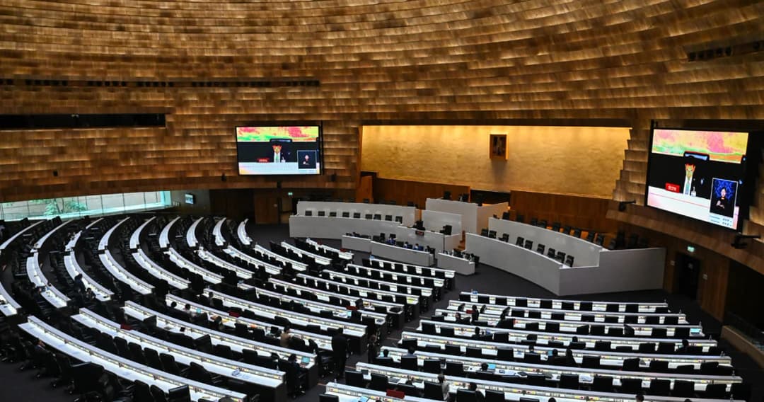 มติสภาฯ 262 : 162 ไม่เห็นด้วย ‘ก้าวไกล’ เสนอญัตติประชามติ จัดทำรธน.ใหม่