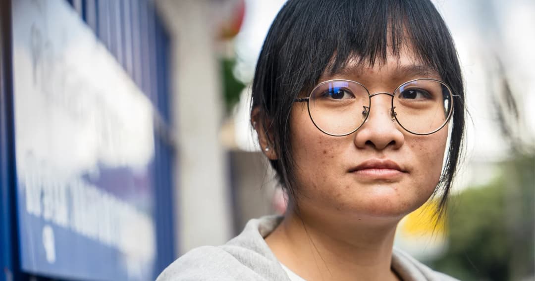 ศาลฯ พิพากษาจำคุก ‘เบนจา’ 3 ปี ผิด ม.112-พ.ร.ก.ฉุกเฉิน แต่ให้รอลงอาญา 2 ปี