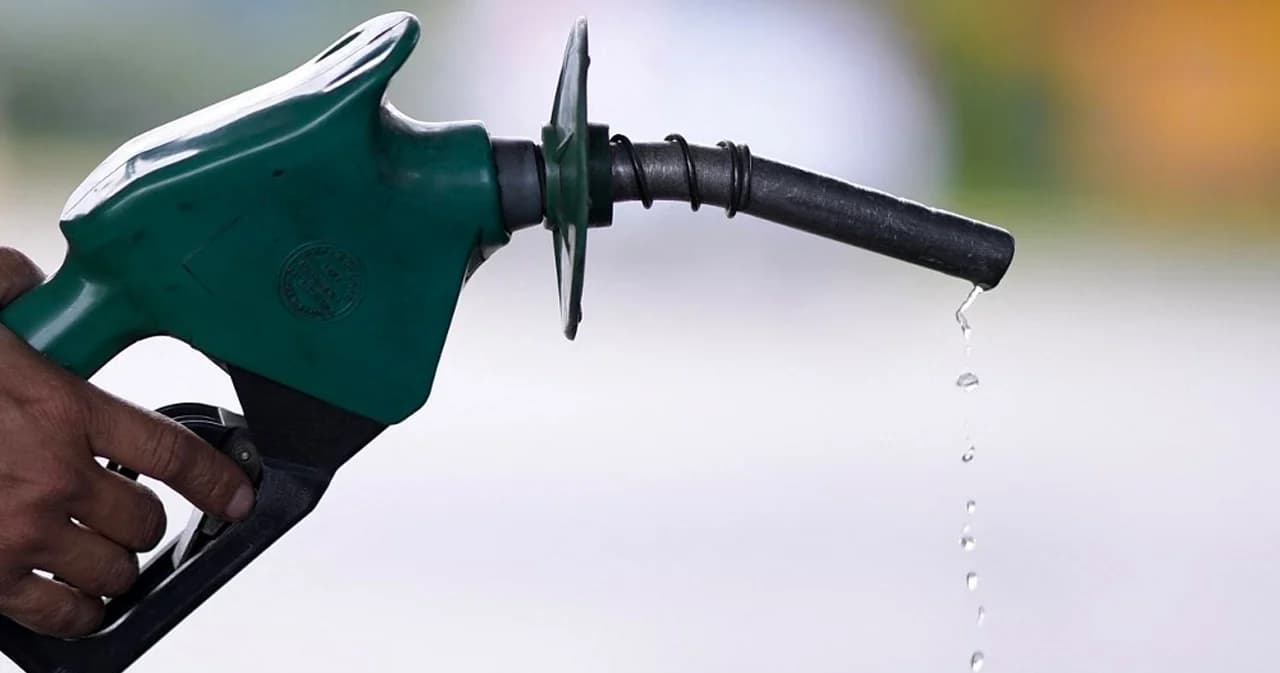 มติครม. ลดภาษีสรรพสามิต น้ำมันเบนซิน แก๊สโซฮอล์ 91 และ 95 เริ่ม 7 พ.ย. 66