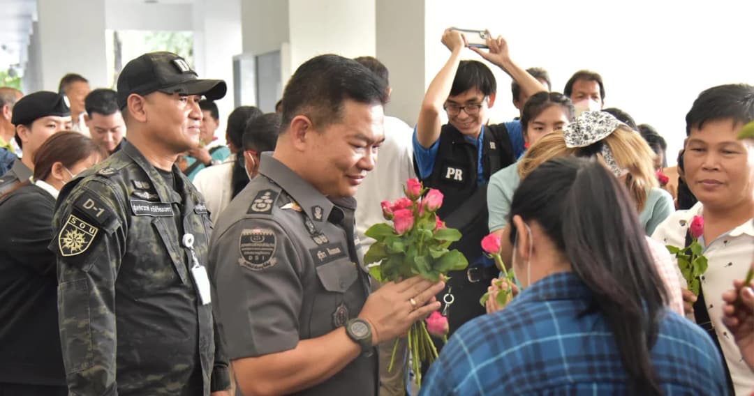 คืบหน้าคดี ‘หมูเถื่อน’ อธิบดี DSI เผย มีเจ้าหน้าที่รัฐเกี่ยวข้องทุกขั้นตอนไม่ต่ำกว่า 10 คน