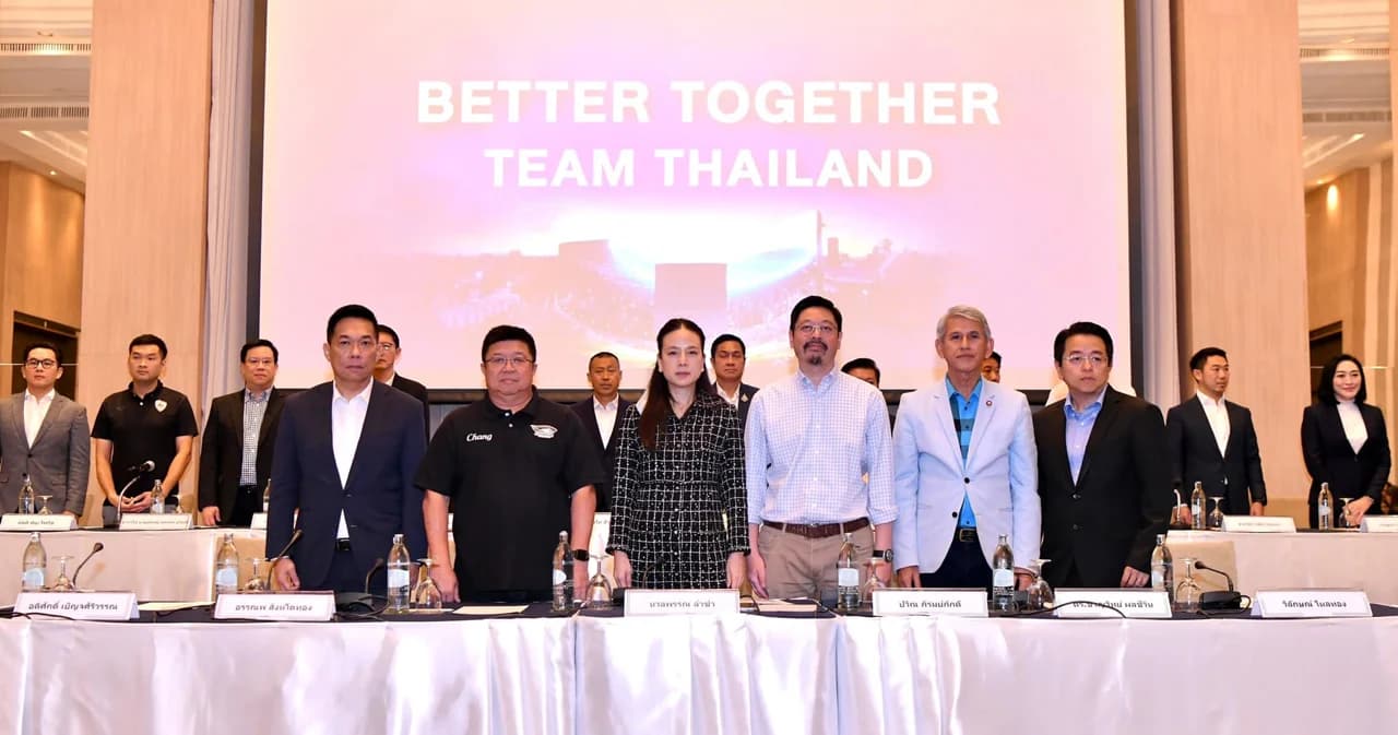 'มาดามแป้ง' เปิดตัวทีมสภากรรมการ-เตรียมยื่นใบสมัครชิงนายกสมาคมฟุตบอลฯ 6 ธ.ค.นี้