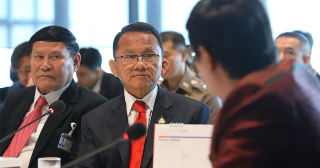 ‘สมศักดิ์’ วิ่งแจง 2 กมธ. แทน นายกฯ ‘เศรษฐา’ ปมฝากตั้ง “ผู้กำกับฯ ใหม่”