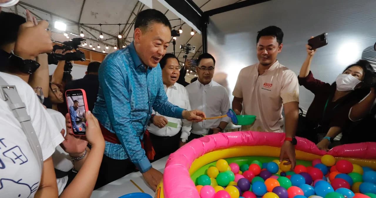 ‘เศรษฐา’ ชวนเที่ยวงานกาชาด 2566 ที่สวนลุมฯ จนถึงวันที่ 18 ธ.ค.นี้