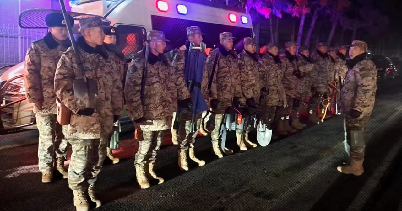 แผ่นดินไหวรุนแรง มณฑลกานซูทางตะวันตกเฉียงเหนือของจีน เสียชีวิตแล้วกว่า 100 คน