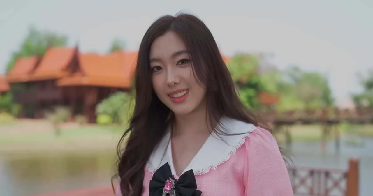 ‘อ๊ะอาย 4EVE’ ส่งเสียงหวาน ๆ ผ่านซิงเกิลใหม่ ‘เธอหรือพระจันทร์ที่ไกลกว่ากัน’ เพลงประกอบละคร เรือนทาส