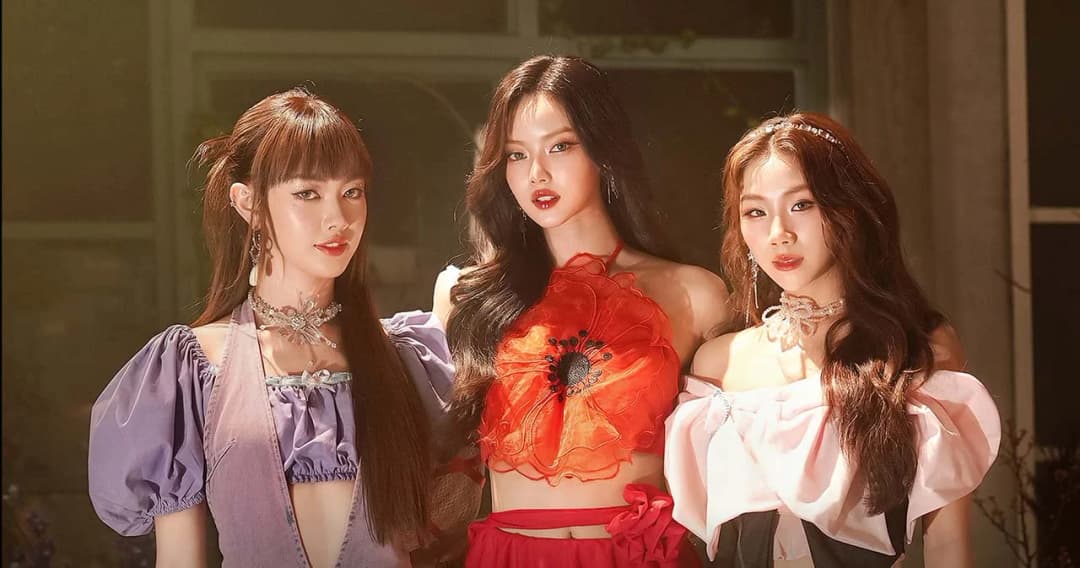 ‘PiXXiE’ ปล่อย ‘ติดฝน (rain)’ VISUALIZER PIANO VER.