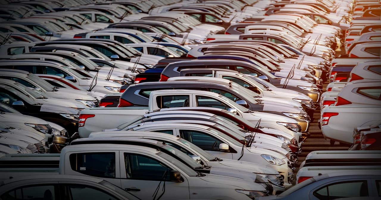 แบกต้นทุนไม่ไหว บริษัทรถเช่ายักษ์ใหญ่ Hertz ขายทิ้งรถ EV กลับไปใช้รถน้ำมัน