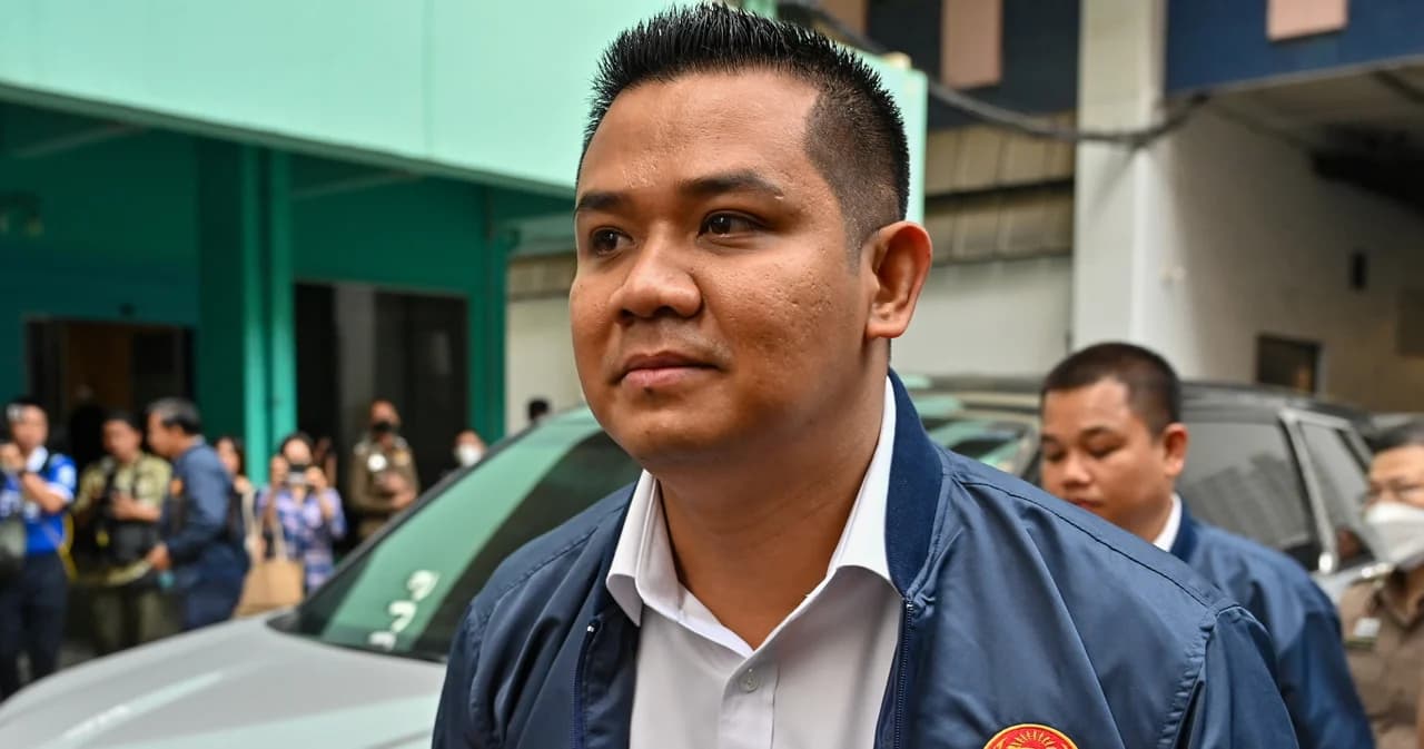 ‘ปธ.กมธ.ตำรวจ’ เผยได้ขึ้นชั้น 14 รพ.ตำรวจ แต่อยู่ได้แค่ข้างหน้า-ไม่ได้เจอตัว ‘ทักษิณ’