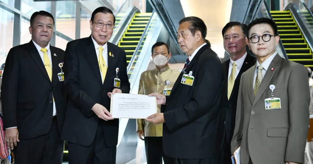 ‘98 สว.’ ยื่นญัตติ อภิปรายทั่วไปแล้ว ขอเวลา 2 วัน ย้ำไม่มีเจตนาล้มรัฐบาล