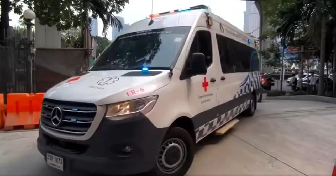 ถึงโรงพยาบาลแล้ว ภารกิจช่วยชีวิต ส่ง ‘เด็ก 7 เดือน’ จากหนองคายผ่าตัดหัวใจฉุกเฉิน ในกทม.