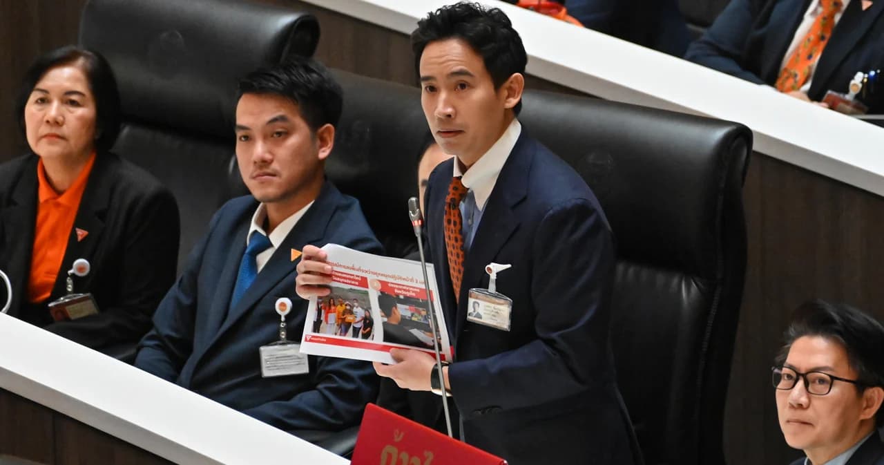 ‘พิธา’ อภิปรายครั้งแรก หลังคืนสภาฯ เสนอ 5 ข้อ หนุนตั้ง กมธ.วิสามัญ จัดการขยะ-แนะเพิ่มงบฯ 20 เท่า