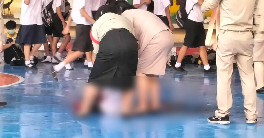 นักเรียนถูกแทงในโรงเรียน ย่านพัฒนาการ 26 เสียชีวิตแล้ว
