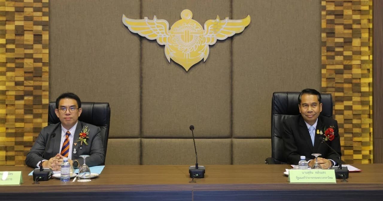 ‘กมธ.ทหาร’ หารือ ‘รมว.กลาโหม’ ชูโครงการ ‘พลทหารปลอดภัย’ เปิดช่องทางติดต่อร้องทุกข์