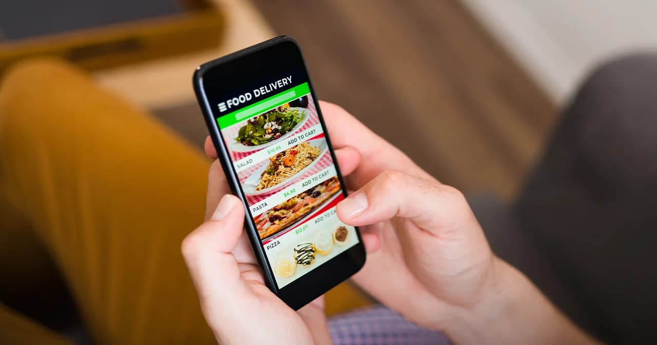 คาดปี 67 สั่งอาหารผ่านแอป Food Delivery ลดลง 3.7% มูลค่าตลาด  8.6 หมื่นล้าน หดตัว 1.0 %