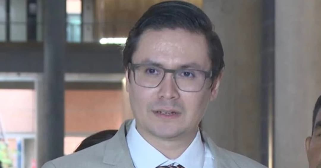 ‘รังสิมันต์ โรม’ ย้อนถาม เป็นนายประกัน = อยู่เบื้องหลัง? หนุนใช้สภาฯ เป็นพื้นที่หาทางออก