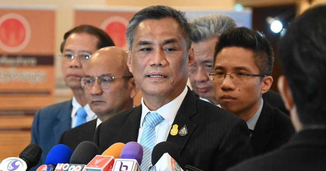 กกต.แจงปมคำร้องยุบพรรคก้าวไกล อยู่ระหว่างศึกษาคำวินิจฉัยศาลรธน. ของบ 1,800 ล้าน เลือก สว. ชุดใหม่