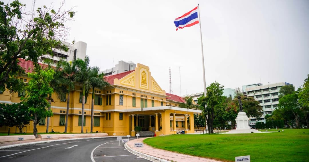 ดีเดย์ 1 พ.ค. 67 ศธ. จ้าง ‘ภารโรง’ ให้ทุกโรงเรียนที่ขาด-ลดภาระครู