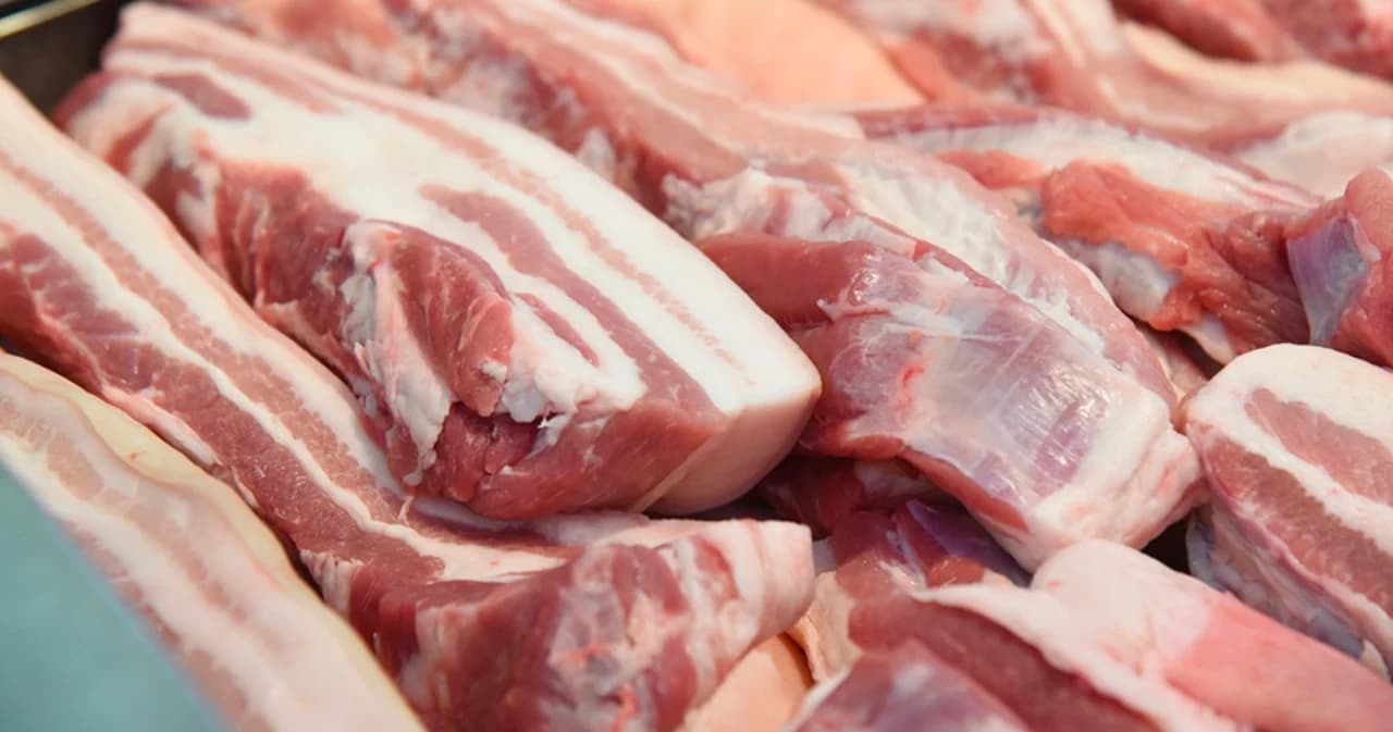 หมูล้นตลาด วันละ 8,000 ตัว กรมการค้าภายใน ชวนคนไทย บริโภคเพิ่มขึ้น-ขอห้างงดจัดโปรโมชั่น