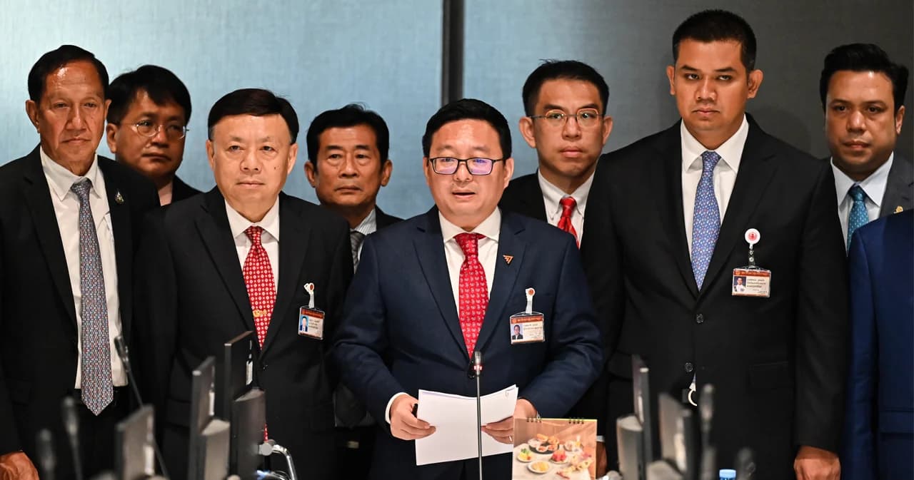 มติฝ่ายค้าน ยื่นอภิปรายรัฐบาล แบบไม่ลงมติ คาดเปิดศึก 3-5 เม.ย. เหตุผิดสัญญาที่ให้ไว้กับประชาชน